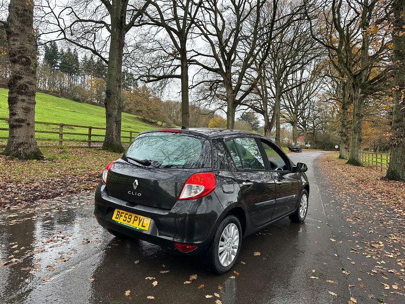 Renault Clio Hatchback 5dr Manual 2025