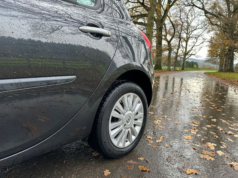 Renault Clio Hatchback 5dr Manual 2025