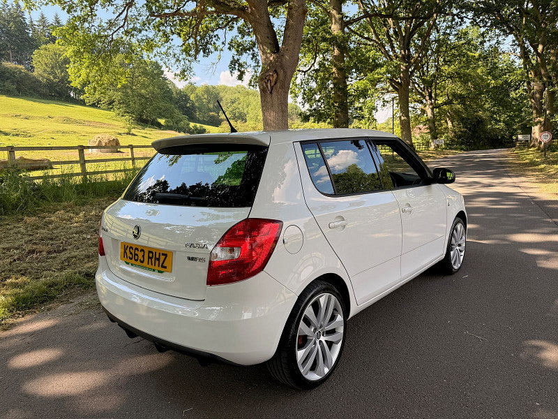 Skoda Fabia 1.4 TSI vRS S2000 Hatchback 5dr Petrol DSG Euro 5 (180 ps) 5dr Automatic 2026