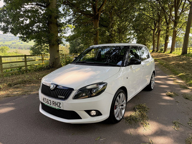 Skoda Fabia 1.4 TSI vRS S2000 Hatchback 5dr Petrol DSG Euro 5 (180 ps) 5dr Automatic 2026