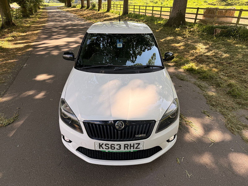 Skoda Fabia 1.4 TSI vRS S2000 Hatchback 5dr Petrol DSG Euro 5 (180 ps) 5dr Automatic 2026