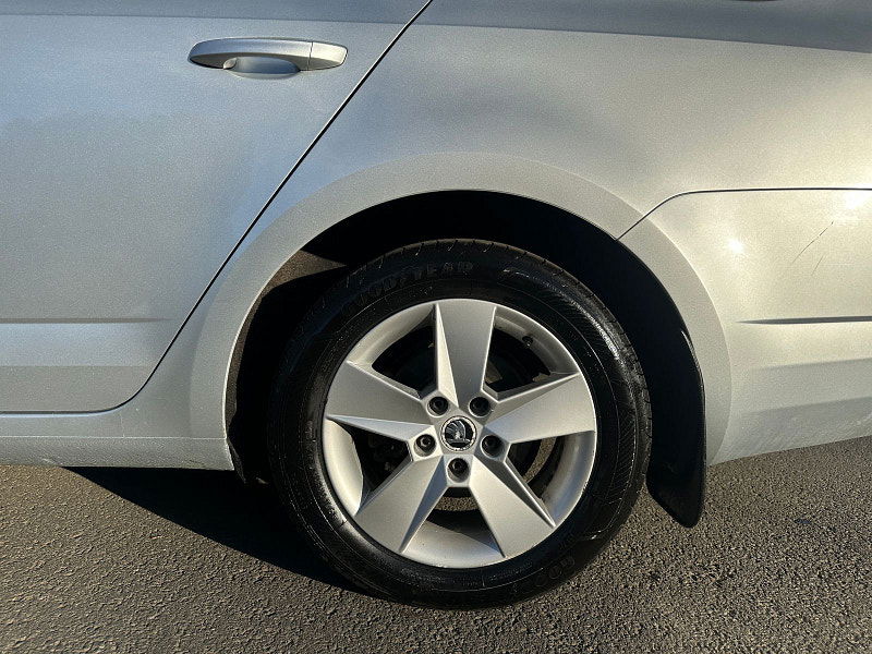 Skoda Octavia 2.0 TDI SE Estate 5dr Diesel Manual 4WD Euro 6 (s/s) (150 ps) 5dr Manual 2026