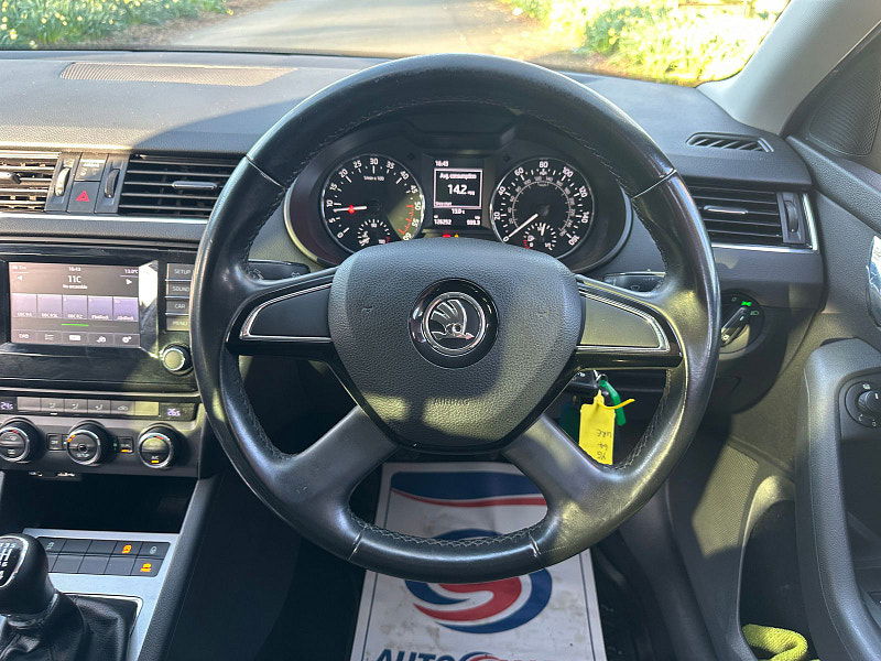 Skoda Octavia 2.0 TDI SE Estate 5dr Diesel Manual 4WD Euro 6 (s/s) (150 ps) 5dr Manual 2026