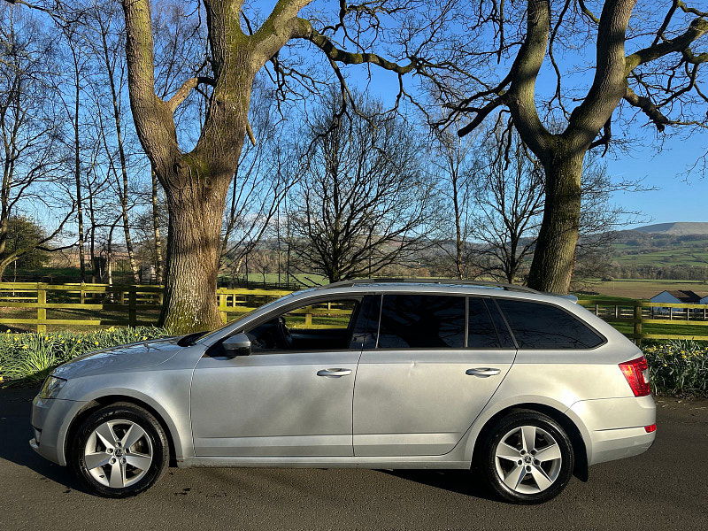 Skoda Octavia 2.0 TDI SE Estate 5dr Diesel Manual 4WD Euro 6 (s/s) (150 ps) 5dr Manual 2026