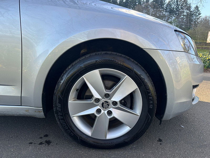 Skoda Octavia 2.0 TDI SE Estate 5dr Diesel Manual 4WD Euro 6 (s/s) (150 ps) 5dr Manual 2026