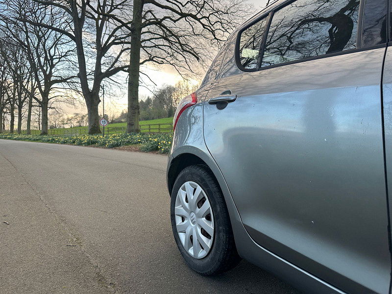 Suzuki Swift 1.2 SZ2 Hatchback 5dr Petrol Manual Euro 5 (94 ps) 5dr Manual 2026