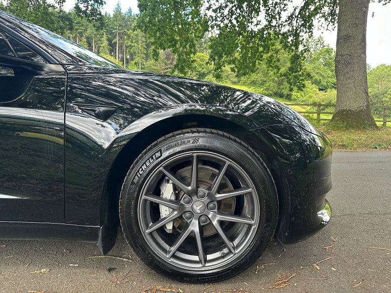 Tesla Model 3 Standard Range Plus Saloon 4dr Electric Auto RWD (241 bhp) 4dr Automatic 2026