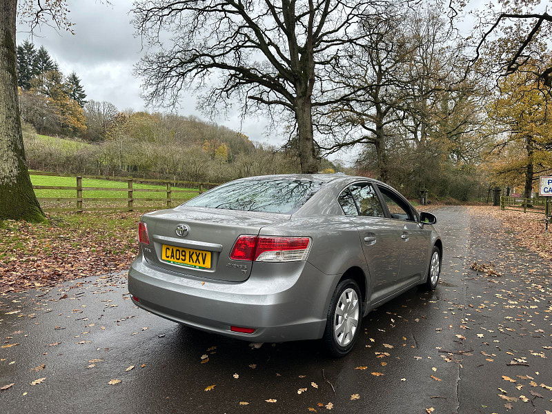 Toyota Avensis 2.0 D-4D T2 Saloon 4dr Diesel Manual Euro 4 (130 ps) 4dr Manual 2025
