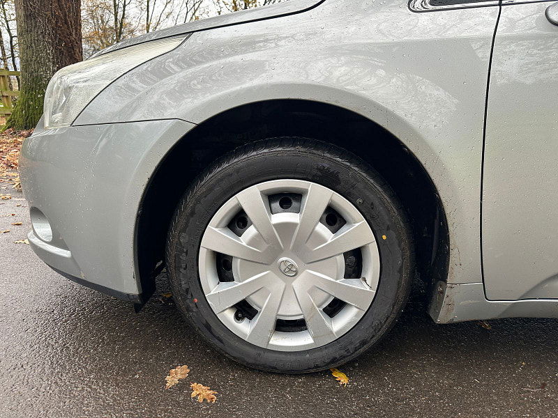 Toyota Avensis 2.0 D-4D T2 Saloon 4dr Diesel Manual Euro 4 (130 ps) 4dr Manual 2025