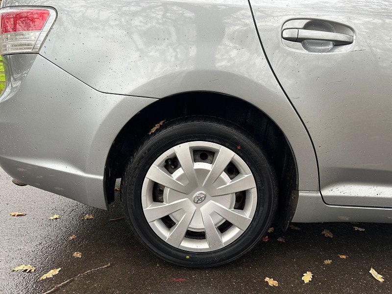 Toyota Avensis 2.0 D-4D T2 Saloon 4dr Diesel Manual Euro 4 (130 ps) 4dr Manual 2025