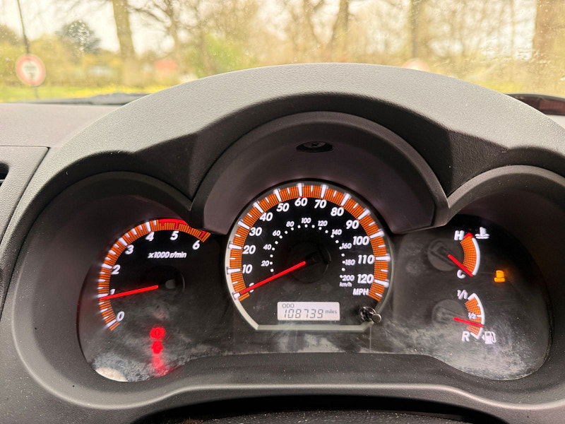 Toyota Hilux 2.5 D-4D Active Pickup Extended Cab 4dr Diesel Manual 4WD Euro 5 (144 ps) 4dr Manual 2026