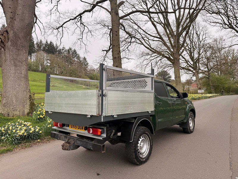 Toyota Hilux 2.5 D-4D Active Pickup Extended Cab 4dr Diesel Manual 4WD Euro 5 (144 ps) 4dr Manual 2026