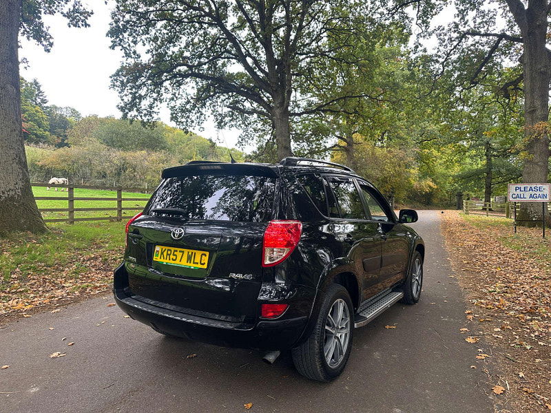 Toyota RAV4 2.2 RAV4 T180 D-4D 4WD 5dr 5dr Manual 2025