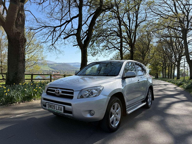 Toyota RAV4 2.2 RAV4 XT-R D-4D 4WD 5dr 5dr Manual 2025
