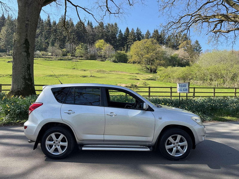 Toyota RAV4 2.2 RAV4 XT-R D-4D 4WD 5dr 5dr Manual 2025