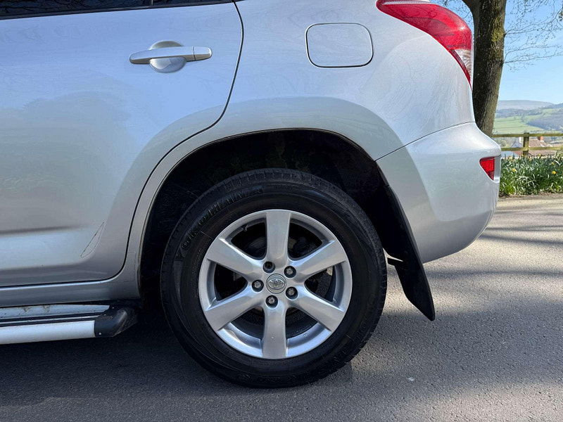 Toyota RAV4 2.2 RAV4 XT-R D-4D 4WD 5dr 5dr Manual 2025