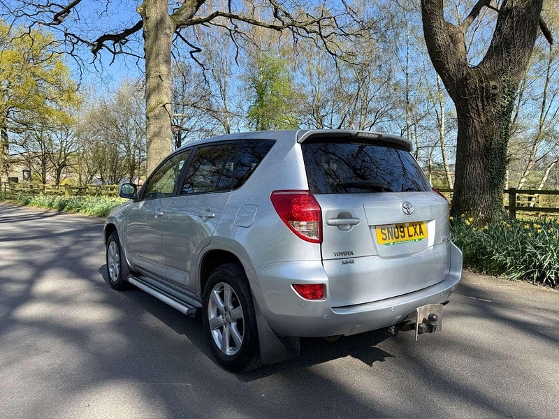 Toyota RAV4 2.2 RAV4 XT-R D-4D 4WD 5dr 5dr Manual 2025