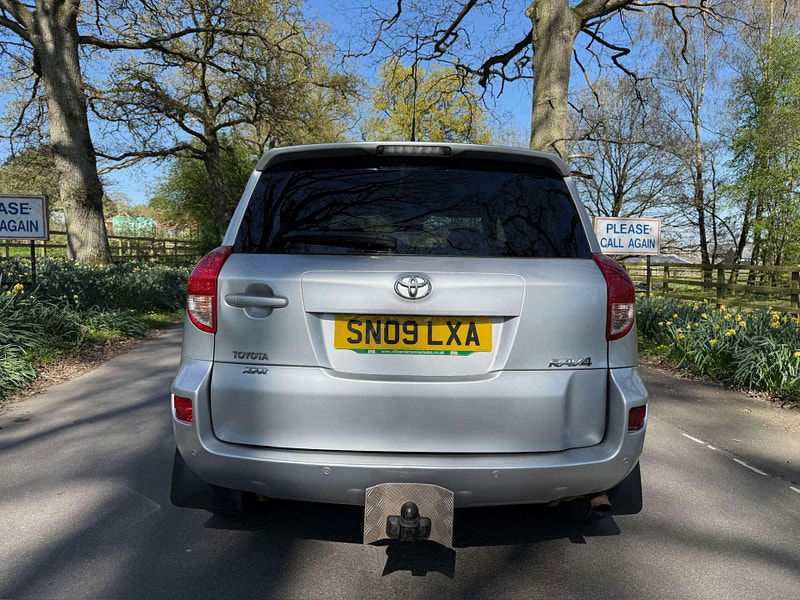 Toyota RAV4 2.2 RAV4 XT-R D-4D 4WD 5dr 5dr Manual 2025