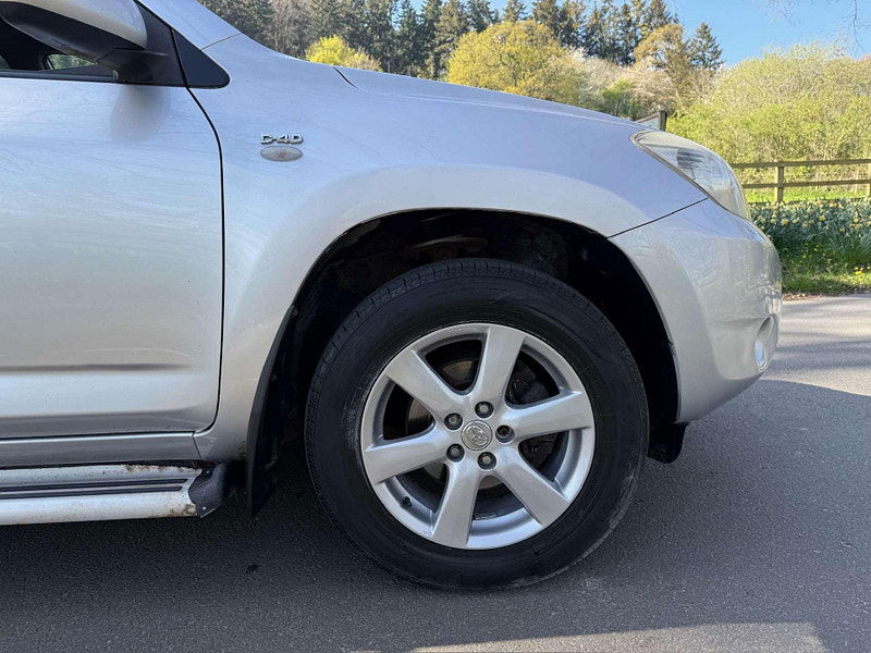 Toyota RAV4 2.2 RAV4 XT-R D-4D 4WD 5dr 5dr Manual 2025