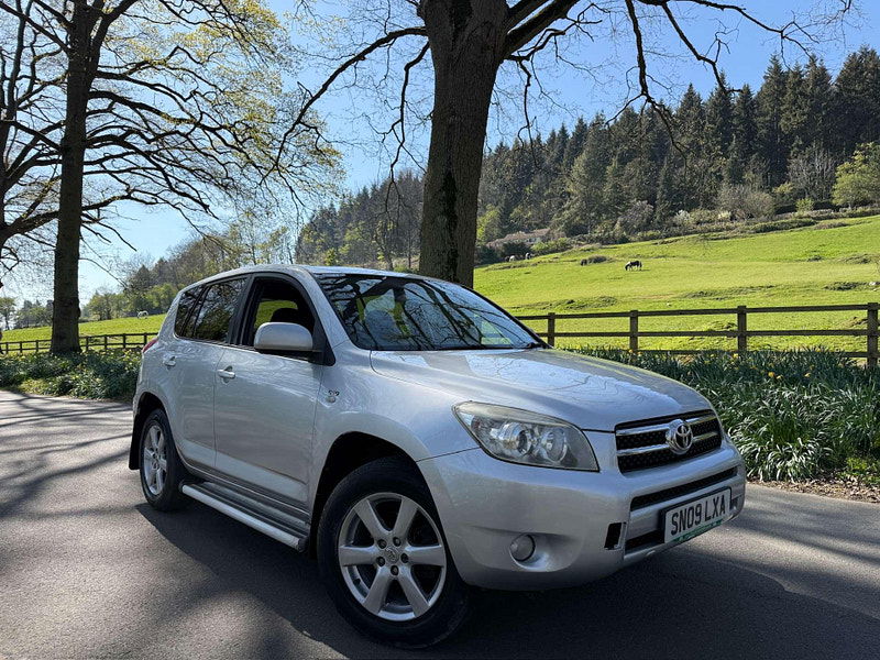 Toyota RAV4 2.2 RAV4 XT-R D-4D 4WD 5dr 5dr Manual 2025