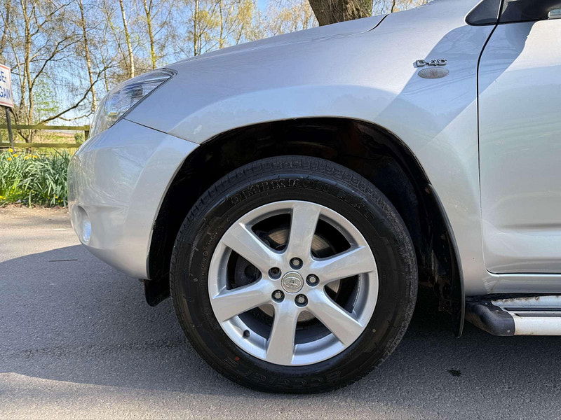 Toyota RAV4 2.2 RAV4 XT-R D-4D 4WD 5dr 5dr Manual 2025