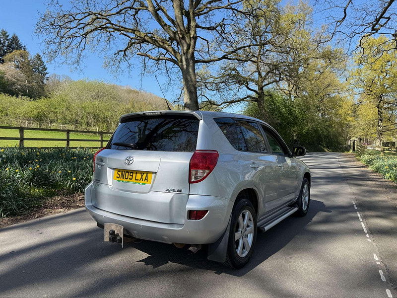 Toyota RAV4 2.2 RAV4 XT-R D-4D 4WD 5dr 5dr Manual 2025