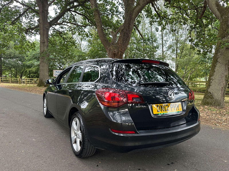 Vauxhall Astra 1.6 Astra SRI 5dr 5dr Manual 2025