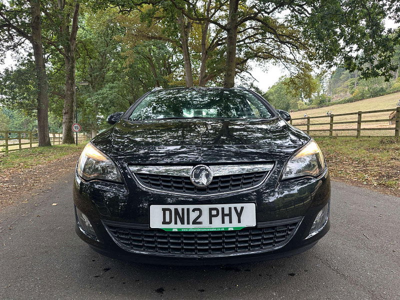 Vauxhall Astra 1.6 Astra SRI 5dr 5dr Manual 2025