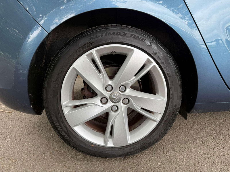 Vauxhall Astra 1.6 Astra SRI Auto 5dr 5dr Automatic 2025