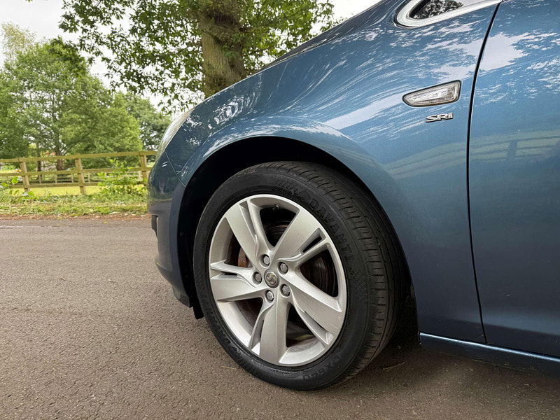 Vauxhall Astra 1.6 Astra SRI Auto 5dr 5dr Automatic 2025