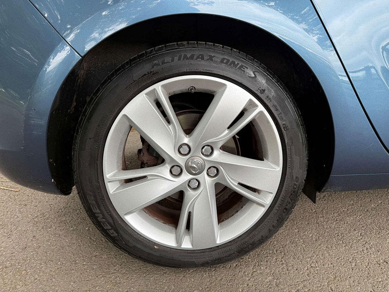 Vauxhall Astra 1.6 Astra SRI Auto 5dr 5dr Automatic 2025