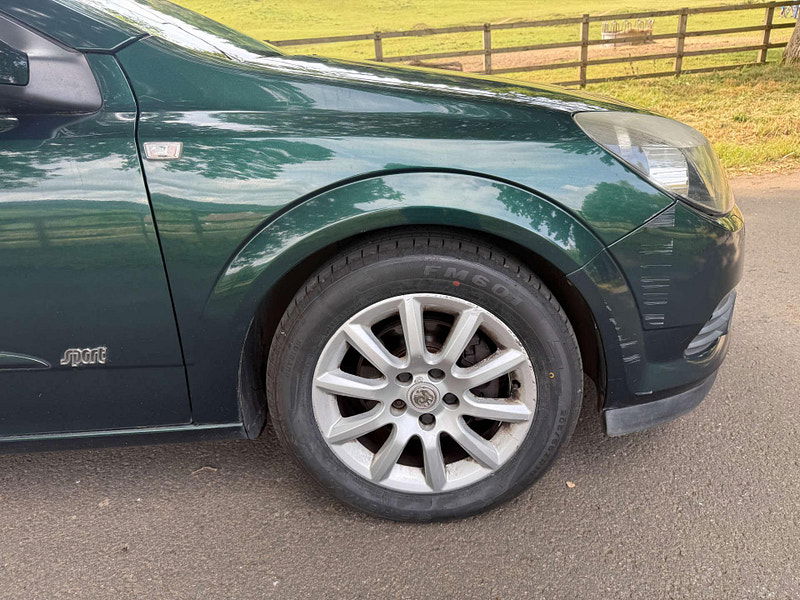 Vauxhall Astra 1.6 Astra TwinTop Sport 2dr 2dr Manual 2025