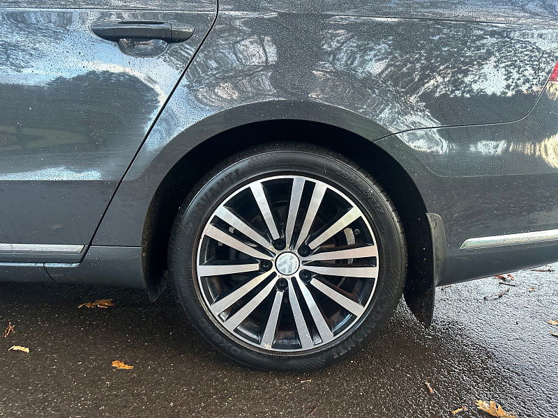 Volkswagen Passat 2.0 TDI BlueMotion Tech Sport Estate 5dr Diesel Manual Euro 5 (s/s) (140 ps) 5dr Manual 2025