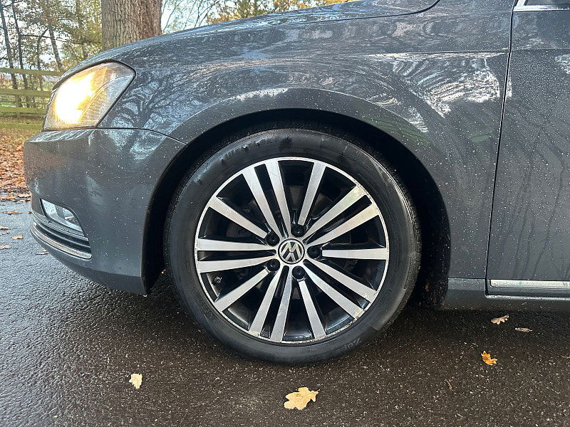 Volkswagen Passat 2.0 TDI BlueMotion Tech Sport Estate 5dr Diesel Manual Euro 5 (s/s) (140 ps) 5dr Manual 2025