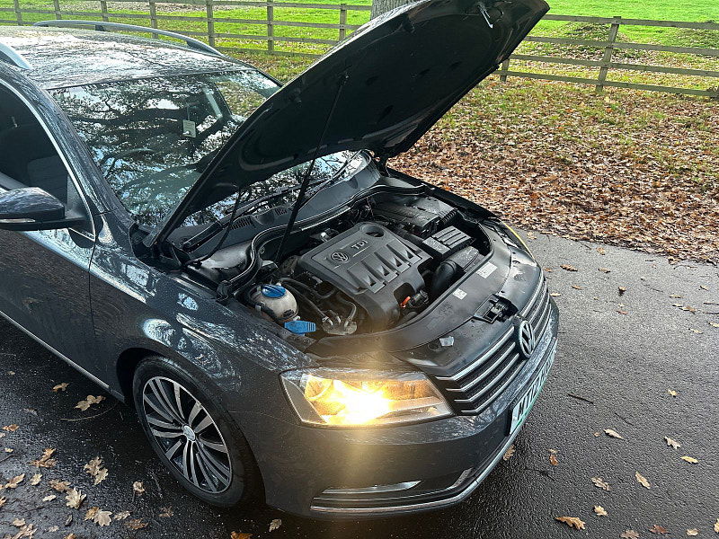 Volkswagen Passat 2.0 TDI BlueMotion Tech Sport Estate 5dr Diesel Manual Euro 5 (s/s) (140 ps) 5dr Manual 2025