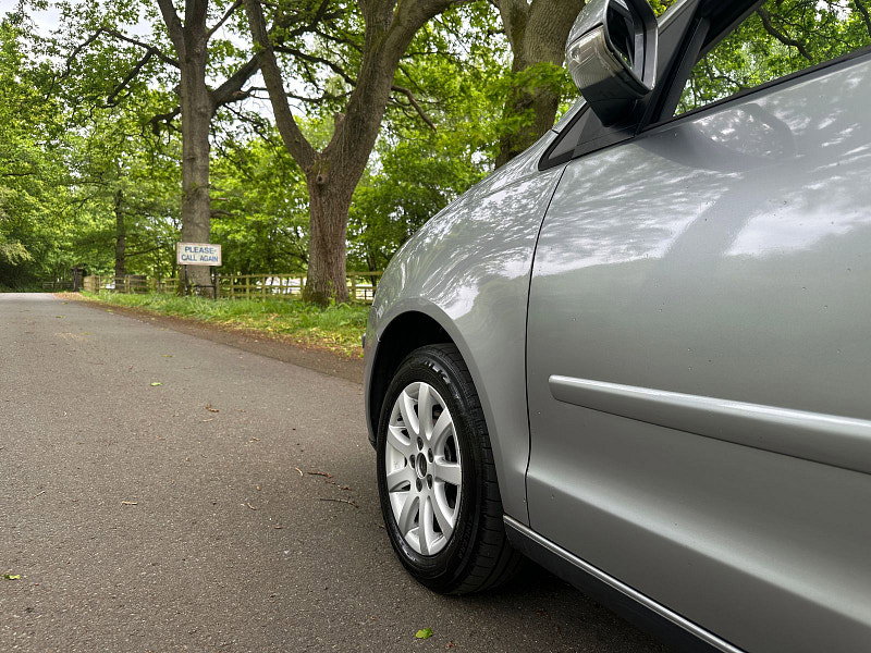 Volkswagen Polo 1.4 SE Hatchback 5dr Petrol Automatic (185 g/km, 74 bhp) 5dr Automatic 2026