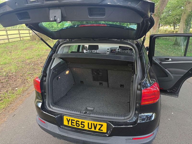 Volkswagen Tiguan 2.0 Tiguan Match TDI BlueMotion Technology 4Motion 4WD 5dr 5dr Manual 2025