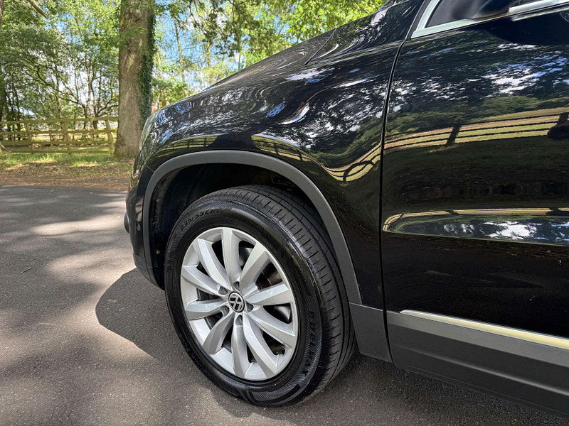 Volkswagen Tiguan 2.0 Tiguan Match TDI BlueMotion Technology 4Motion 4WD 5dr 5dr Manual 2025