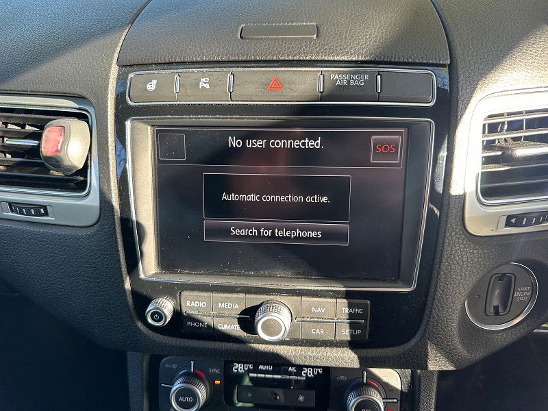 Volkswagen Touareg 3.0 TDI V6 BlueMotion Tech R-Line Plus SUV 5dr Diesel Tiptronic 4WD Euro 6 (s/s) (262 ps) 5dr Automatic 2025