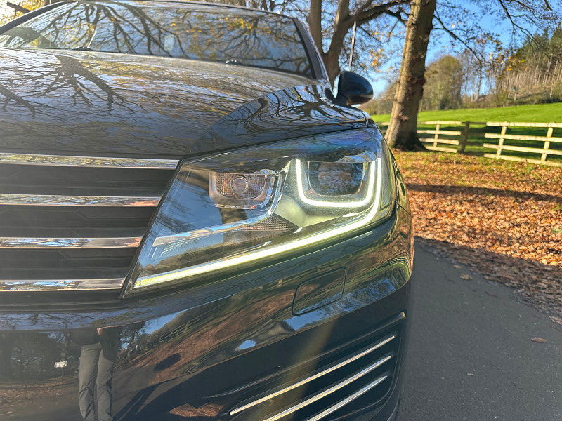 Volkswagen Touareg 3.0 TDI V6 BlueMotion Tech R-Line Plus SUV 5dr Diesel Tiptronic 4WD Euro 6 (s/s) (262 ps) 5dr Automatic 2025