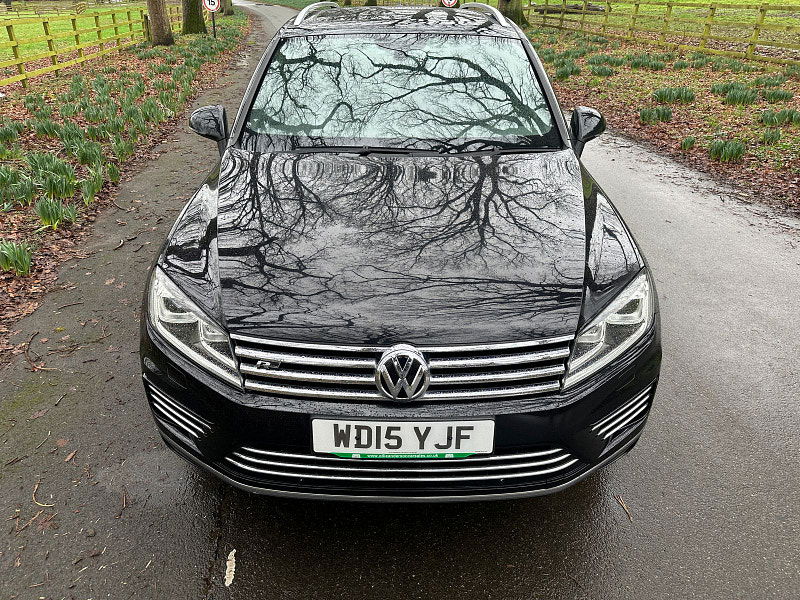 Volkswagen Touareg 3.0 TDI V6 BlueMotion Tech R-Line SUV 5dr Diesel Tiptronic 4WD Euro 6 (s/s) (262 ps) 5dr Automatic 2026