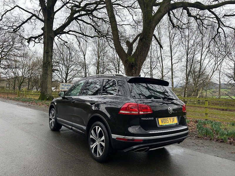 Volkswagen Touareg 3.0 TDI V6 BlueMotion Tech R-Line SUV 5dr Diesel Tiptronic 4WD Euro 6 (s/s) (262 ps) 5dr Automatic 2026
