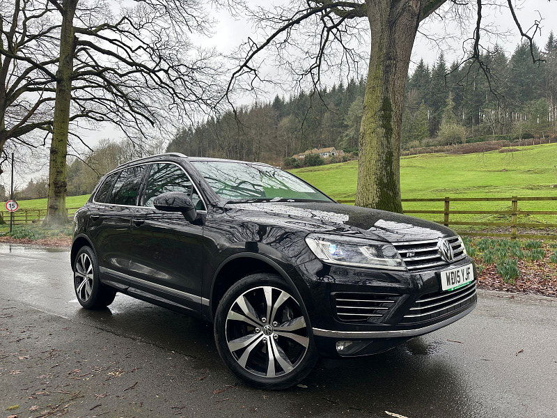 Volkswagen Touareg 3.0 TDI V6 BlueMotion Tech R-Line SUV 5dr Diesel Tiptronic 4WD Euro 6 (s/s) (262 ps) 5dr Automatic 2026