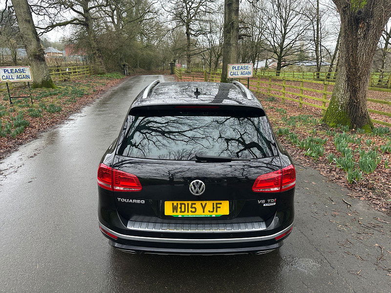 Volkswagen Touareg 3.0 TDI V6 BlueMotion Tech R-Line SUV 5dr Diesel Tiptronic 4WD Euro 6 (s/s) (262 ps) 5dr Automatic 2026