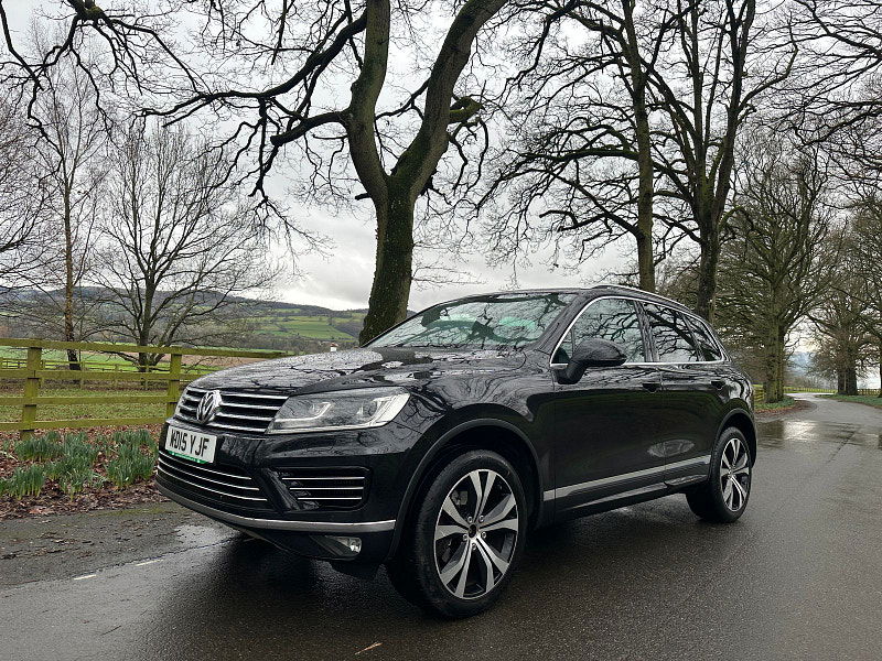 Volkswagen Touareg 3.0 TDI V6 BlueMotion Tech R-Line SUV 5dr Diesel Tiptronic 4WD Euro 6 (s/s) (262 ps) 5dr Automatic 2026