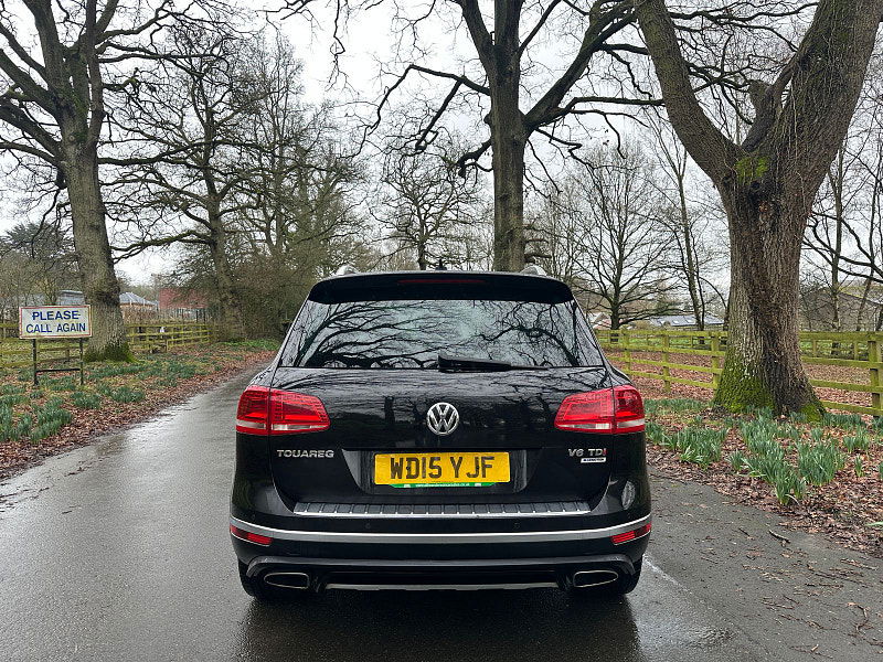 Volkswagen Touareg 3.0 TDI V6 BlueMotion Tech R-Line SUV 5dr Diesel Tiptronic 4WD Euro 6 (s/s) (262 ps) 5dr Automatic 2026
