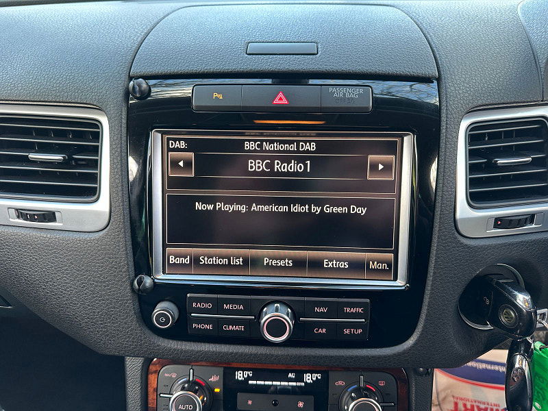 Volkswagen Touareg 3.0 TDI V6 SE SUV 5dr Diesel Tiptronic 4WD Euro 5 (s/s) (240 ps) 5dr Automatic 2026