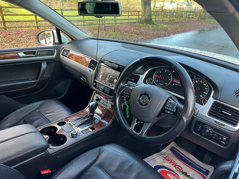 Volkswagen Touareg 3.0 TDI V6 SE SUV 5dr Diesel Tiptronic 4WD Euro 5 (s/s) (240 ps) 5dr Automatic 2026