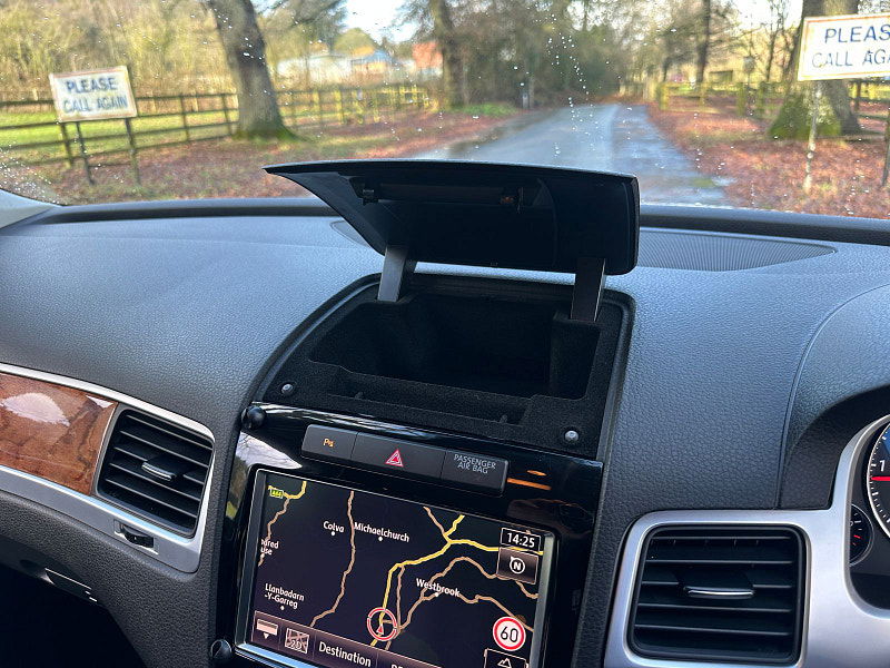 Volkswagen Touareg 3.0 TDI V6 SE SUV 5dr Diesel Tiptronic 4WD Euro 5 (s/s) (240 ps) 5dr Automatic 2026