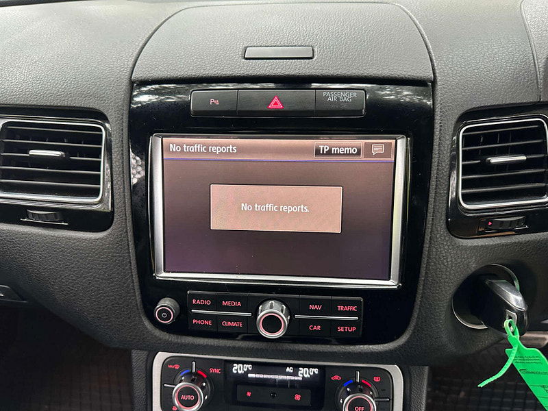Volkswagen Touareg 3.0 Touareg V6 Altitude TDI BlueMotion Technology Auto 4WD 5dr 5dr Automatic 2025
